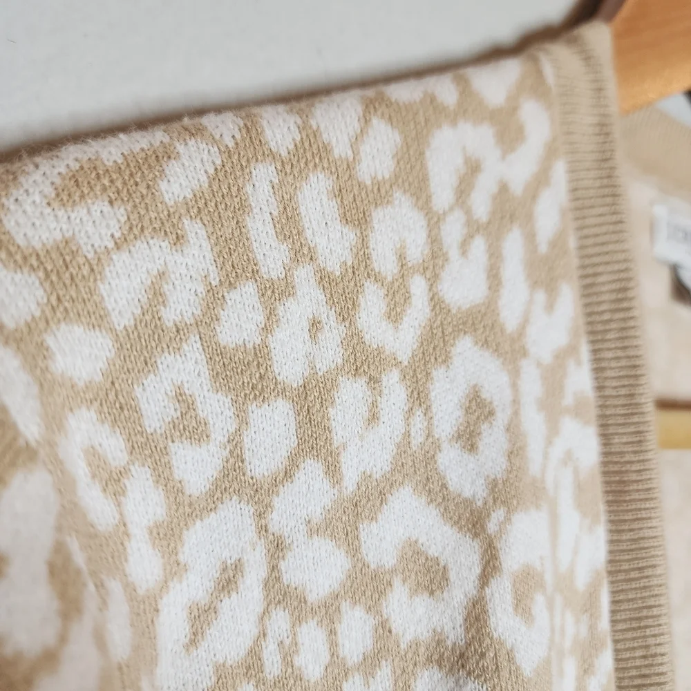 J. CREW Leopard‎ open cardigan sweater. Tan,  cream.  Size small.